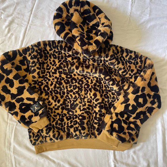 Air Jordan Court to Runway Leopard Print Pullover Hoodie. Size S. Style:CW6480-7 - Picture 6 of 7